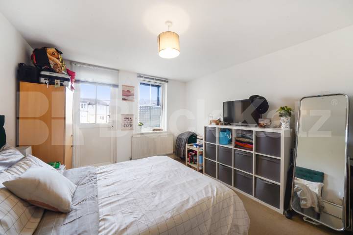 Recently redecorated & located in this highly desirable private development Marcia Road , Tower Bridge